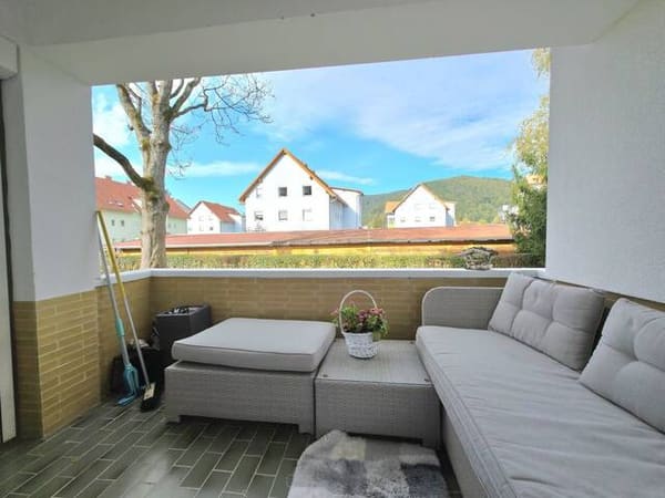 Immobilie in Köflach - Vollständig renovierte Wohnung mit hellen Räumen und ruhiger Loggia! - Bild 0