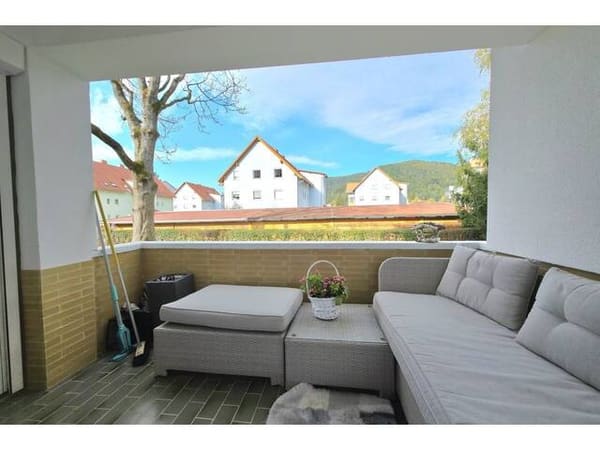 Immobilie in Köflach - Vollständig renovierte Wohnung mit hellen Räumen und ruhiger Loggia! - Bild 3