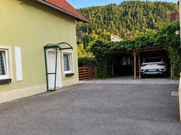 Immobilie in Kapfenberg - Zinshaus mit 3 + 1 Wohnungen in grüner Lage. - Bild 2