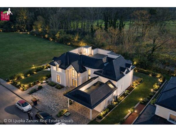 Immobilie in Ebreichsdorf - DAS BESONDERE HAT HIER RAUM. Designvilla zwischen See und Golf | Ebreichsdorf · Aqualina - Bild 0