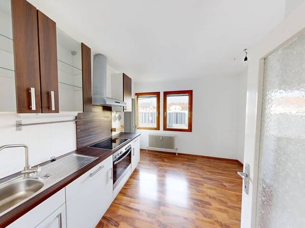 Immobilie in Oberwart - 3-Zimmer-Wohnung mit ca. 74 m2 und Loggia im Zentrum von Oberwart - Bild 0