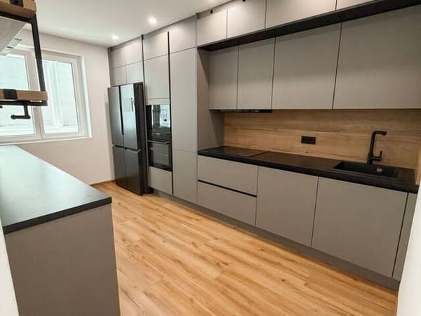 Immobilie in Wels - Modern wohnen - frisch renovierte 4 Zimmer Wohnung mit heller Loggia in Wels - Bild 0