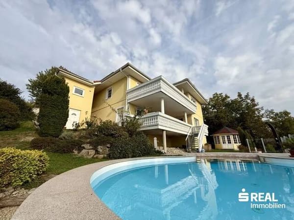 Immobilie in Aschach an der Donau - Ein-/ bzw. Zweifamilienhaus mit tollem Ausblick über Aschach a. d. Donau - Bild 0