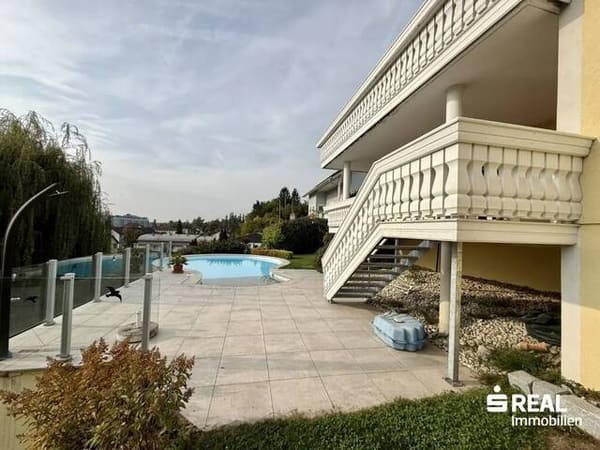 Immobilie in Aschach an der Donau - Ein-/ bzw. Zweifamilienhaus mit tollem Ausblick über Aschach a. d. Donau - Bild 2