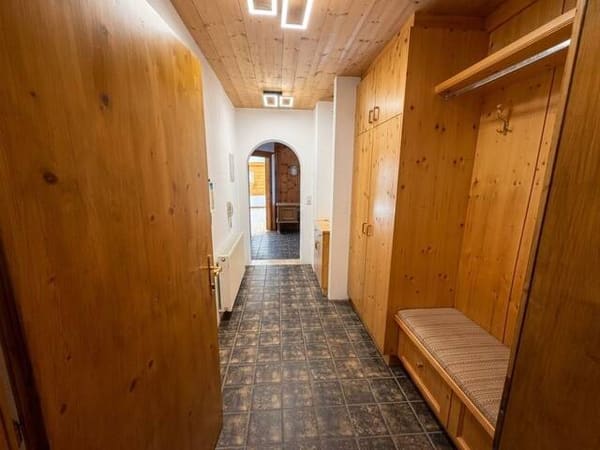 Immobilie in Axams - Großzügige 6-Zimmer- Dachgeschosswohnung mit Balkon und Dachterasse in Axams - Bild 2