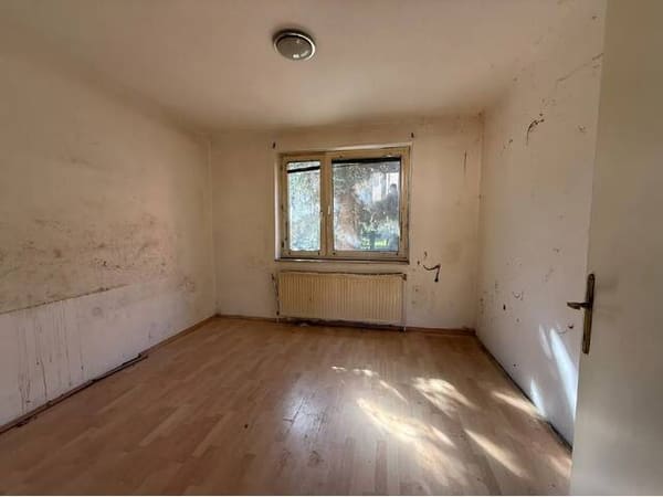 Immobilie in Mannsdorf an der Donau - Mannsdorf an der Donau - sanierungsbedürftiges Einfamilienhaus in der Marchfeldstraße! - Bild 4
