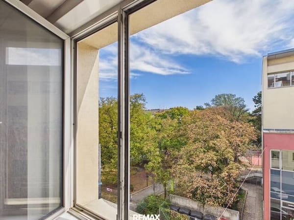 Immobilie in Wien - 3-Zimmer-Wohnung mit großen Renovierungspotenzial am ruhigen Arthaberplatz mit Grünblick | DAVE - Bild 2