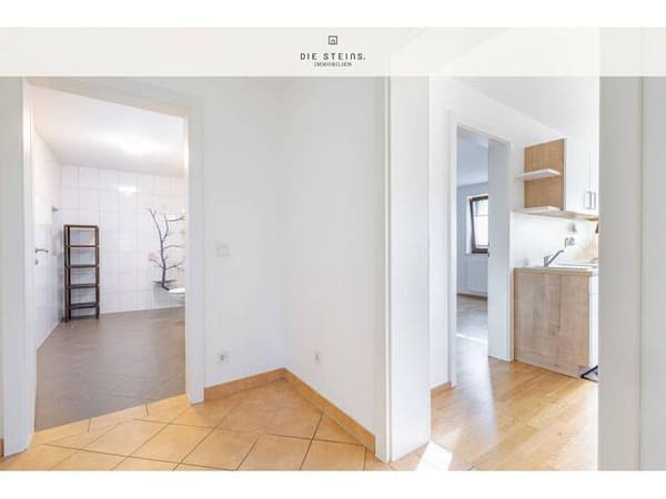 Immobilie in Hallwang - Viel Platz für Ihre Wohnideen – Familienhaus mit Wintergarten, großer Dachterrasse und Garage in Hallwang - Bild 3
