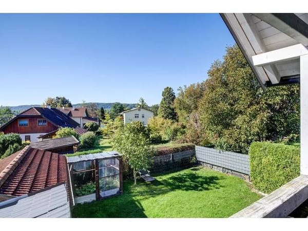 Immobilie in Braunau am Inn - Einfamilienhaus - Keller - ca. 160 m² Wohnfläche - 5 Schlafzimmer - Teilweise Sanierungsbedarf! - Bild 1