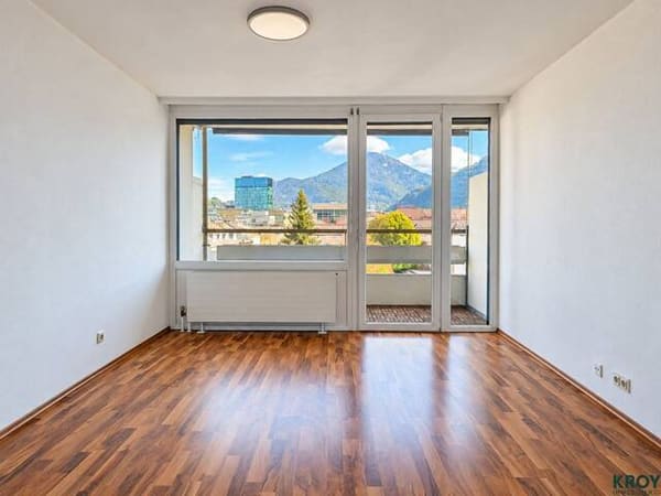 Immobilie in Salzburg - Helle Garconniere mit Ostloggia und Bergblick - zentrale Lage am Salzachkai - Bild 0
