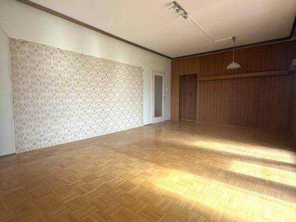 Immobilie in Raaba-Grambach - *RAABA GRAMBACH* Großzügiges Haus mit Doppelgarage, Garten und viel Platz für individuelle Wohnideen - Bild 3