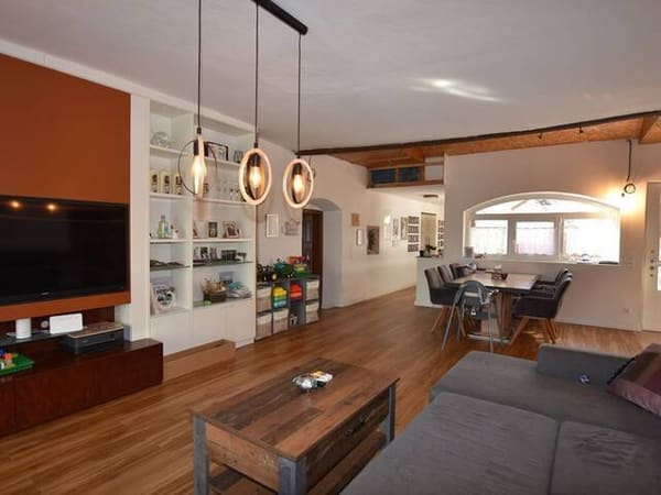 Immobilie in Burgau - Renovierter Altbau mit großem privatem Garten und vielen Extras in Ruhelage - Bild 0