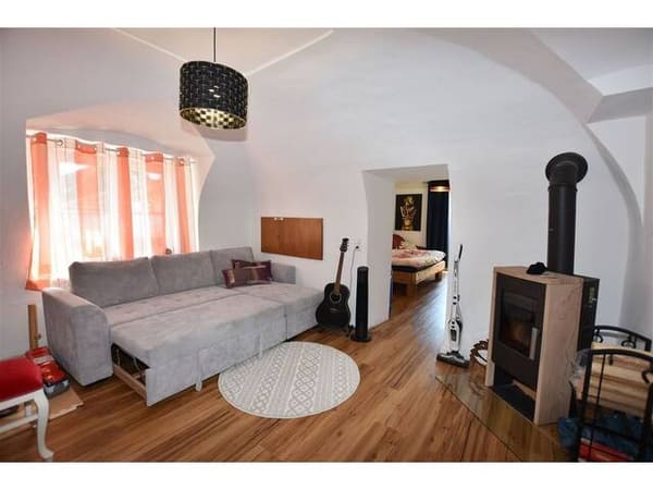 Immobilie in Burgau - Renovierter Altbau mit großem privatem Garten und vielen Extras in Ruhelage - Bild 4