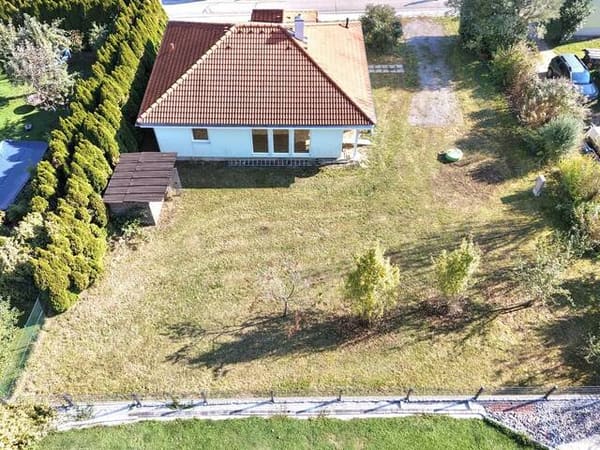 Immobilie in Siegelsdorf - Gepflegter Bungalow in sonniger Ruhelage mit schönem Ausblick! - Bild 2