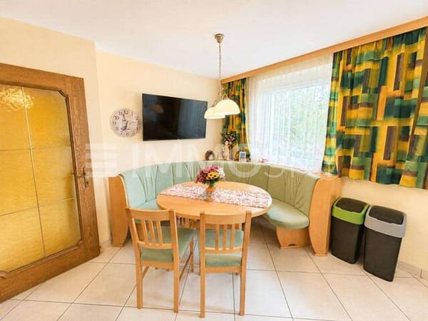 Immobilie in Mehrnbach - Zwei Generationen, ein Zuhause: Haus mit 1.298 m² Grund in Mehrnbach - Bild 2