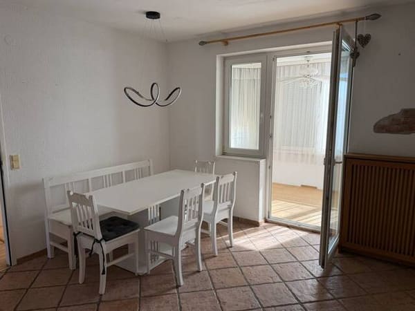Immobilie in Asten - Charmante 3-Zi-Wohnung mit Loggia in Asten - gepflegt, 80 m², sehr gute Lage! - Bild 2