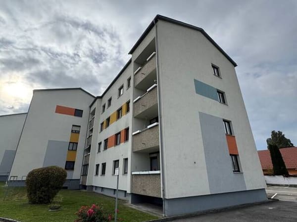 Immobilie in Sierning - Top 3-Zimmer-Wohnung mit Loggia und Stellplatz in Sierning! - Bild 0