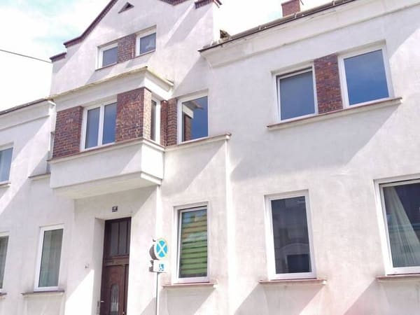 Immobilie in Waidhofen an der Thaya - Stadtgebiet und doch im Grünen - Altbauwohnung mit 3 Zimmer, historischem Charme in Waidhofen an der Thaya - Bild 0