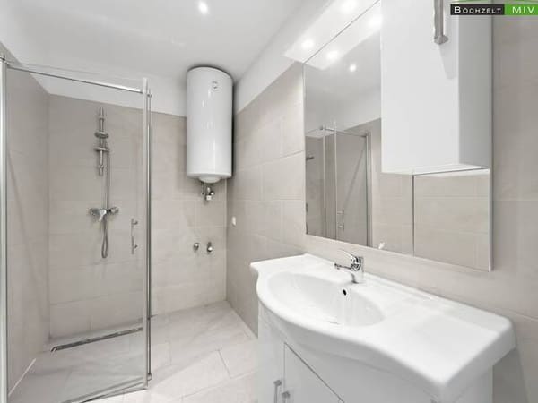Immobilie in Knittelfeld - Sanierte 2-Zimmer-Wohnung im Zentrum Knittelfelds am +++ Hauptplatz +++ - Bild 1