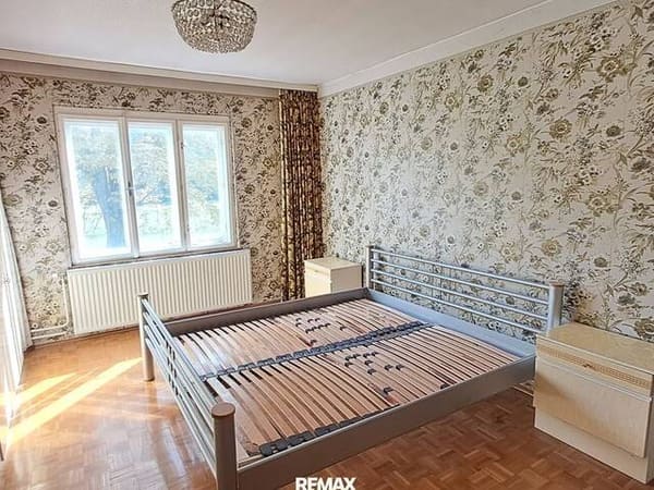Immobilie in Altlengbach - Einfamilienhaus in Altlengbach mit Garten, Doppelgarage und viel Gestaltungspotenzial - Bild 2