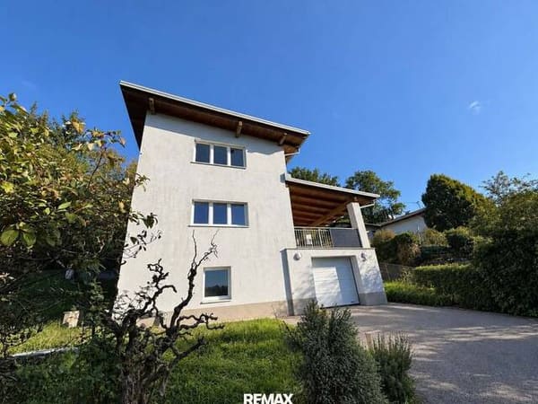 Immobilie in Schlüßlberg - Attraktives Einfamilienhaus in sonniger Hanglage in Schlüßlberg / Grieskirchen - Bild 0