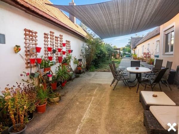 Immobilie in Mannersdorf am Leithagebirge - Großzügiges Einfamilienhaus mit 8 Zimmern - Bild 1