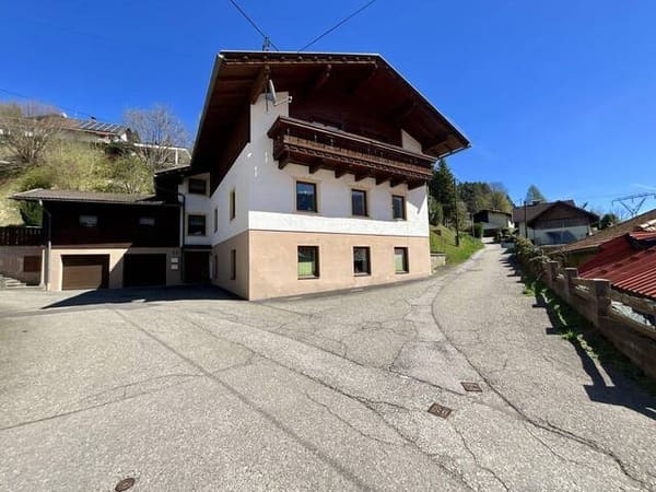 Immobilie in Spittal an der Drau - WOHNEN UND INVESTIEREN PERFEKT KOMBINIERT! IHR ZUHAUSE MIT ZUSATZNUTZEN - LEBEN, VERMIETEN, PROFITIEREN! - Bild 0