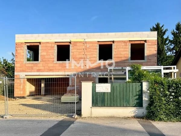 Immobilie in Zeiselmauer - Projekt mit Potential in Zeiselmauer - Doppelhaus-Rohbau - 245qmNFL auf 542qm BW, BKLII - Bild 0