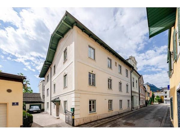 Immobilie in Bad Ischl - Mehrfamilienhaus „Herrlich mit 5 Parkplätzen - Bild 0