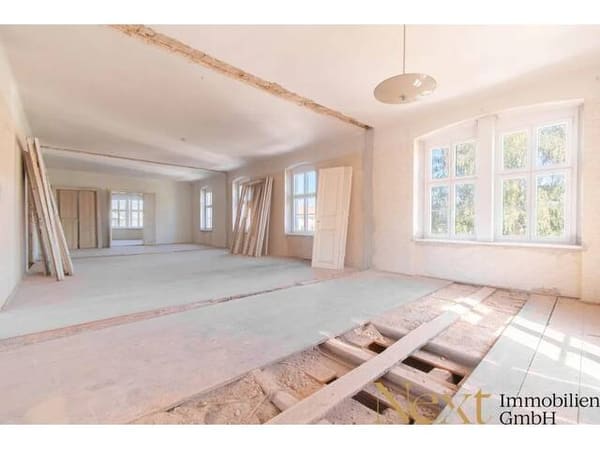 Immobilie in Freistadt - Flexible Altbauflächen - 3 Einheiten, vielfältige Nutzungsmöglichkeiten als Praxis, Büro oder Wohnung! - Bild 2