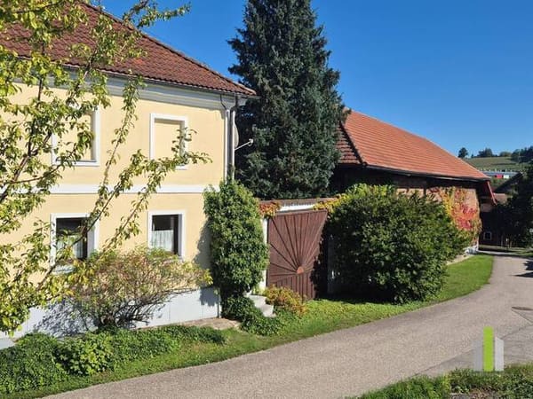 Immobilie in Atzbach - Wunderschöner Dreikanthof in Ruhelage mit Reithalle - Bild 3