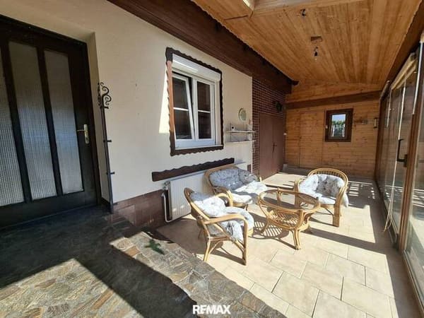 Immobilie in St. Pölten - Klassisches Einfamilienhaus mit sonnigem Wintergarten in Spratzern - Bild 1