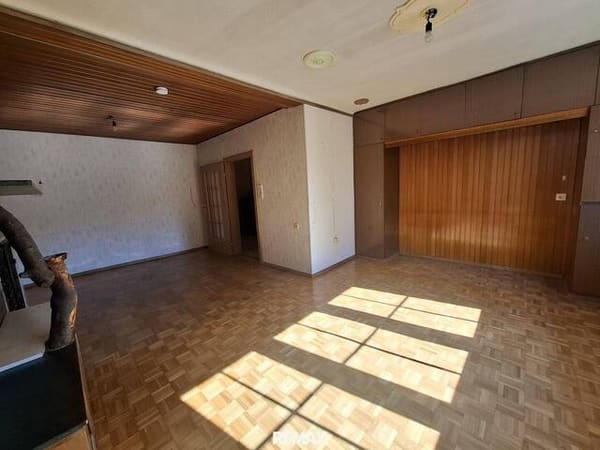 Immobilie in St. Pölten - Klassisches Einfamilienhaus mit sonnigem Wintergarten in Spratzern - Bild 2