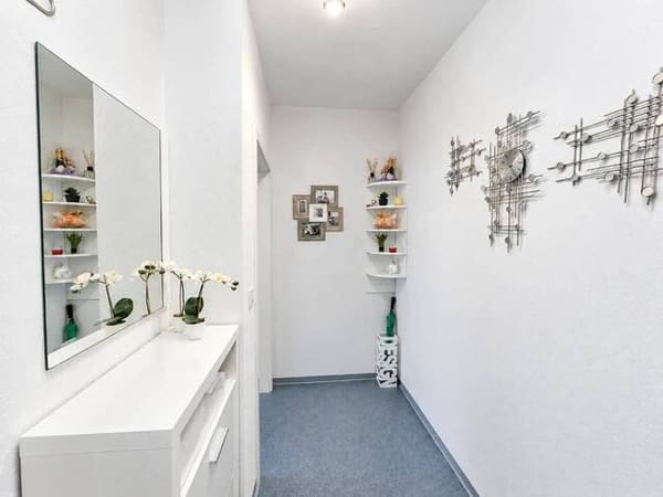 Immobilie in Pöllau - Gepflegte 3-Zimmer-Dachgeschosswohnung mit Loggia und Garage in Pöllau - Bild 1