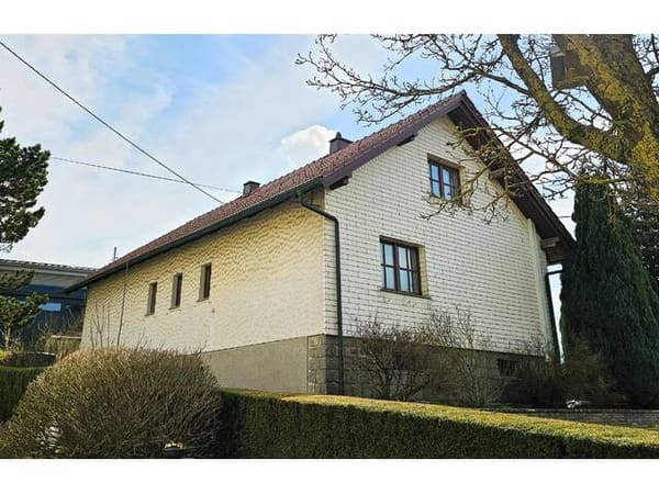 Immobilie in Katsdorf - Wertbeständiges Ziegelmassivhaus: Großzügiges Wohnen, nachhaltige Energie und private Gartenoase - Bild 4