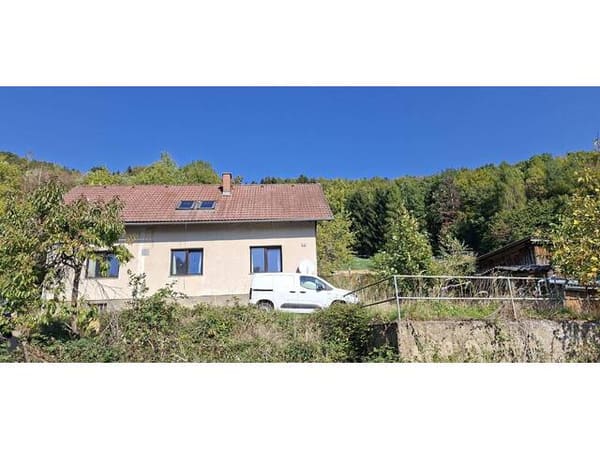 Immobilie in Brand-Laaben - RENOVIERUNGSOBJEKT MIT POTENZIAL! Einfamilienhaus auf ca. 1.651 m² Grundstück in Brand-Laaben - Bild 3