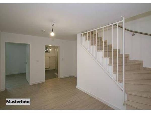 Immobilie in Piringsdorf - Großzügiges Einfamilienhaus mit 188 m² Wohnfläche, Terrasse und Balkon - Bild 0