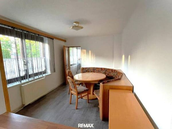 Immobilie in Bernhardsthal - Ein Haus für Individualisten – 74 m² Wohnfläche, plus Nutzfläche, plus Innenhof - Bild 4