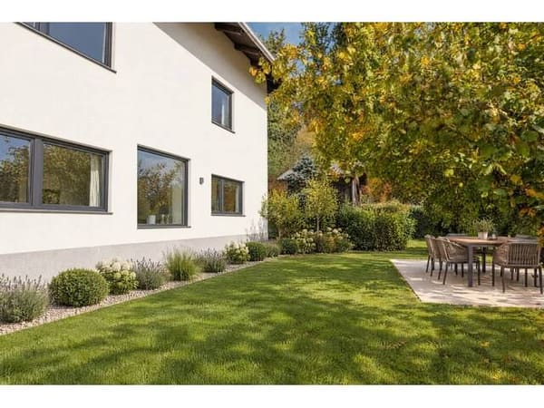 Immobilie in Thal - Ruhe, Wald und Graz in der Nähe: 279 m² Einfamilienhaus mit großem Garten zum Selbstgestalten - Bild 4