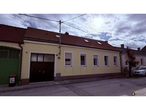 Immobilie in Sollenau - Haus statt Wohnung: Eigengrund, Dachterrasse & viel Potenzial! - Bild 1