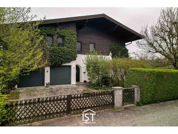 Immobilie in St. Peter am Hart - St. Peter am Hart - Großzügiges Haus mit Garten, Pool und Kellerbar - Bild 1