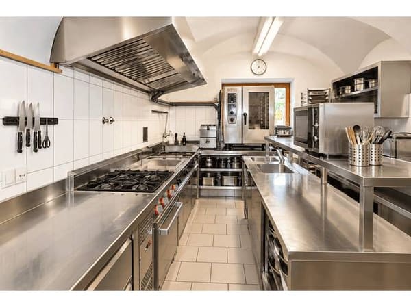 Immobilie in Riegersdorf - Gastronomie trifft Wohnen – vielseitige Liegenschaft mit Veranstaltungsräumlichkeiten und Nebengebäuden - Bild 1