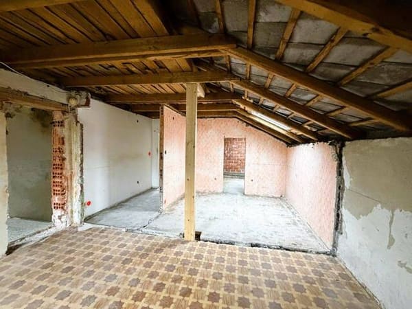 Immobilie in Stadl-Paura - ÄLTERES WOHNHAUS auf 470 m² Grundstück in ruhiger Siedlungslage - Bild 4