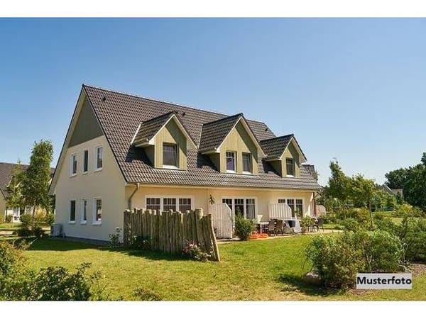 Immobilie in Marchtrenk - Modernes Reihenmittelhaus mit Garten, Terrasse und Gartenhütte - Bild 0