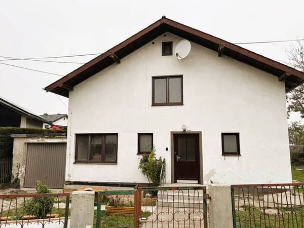 Immobilie in Stadl-Paura - ÄLTERES WOHNHAUS auf 470 m² Grundstück in ruhiger Siedlungslage - Bild 0