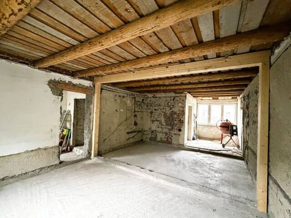 Immobilie in Stadl-Paura - ÄLTERES WOHNHAUS auf 470 m² Grundstück in ruhiger Siedlungslage - Bild 1