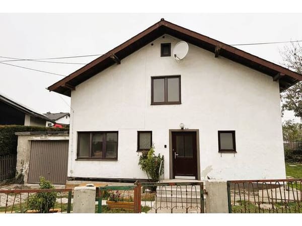 Immobilie in Stadl-Paura - ÄLTERES WOHNHAUS auf 470 m² Grundstück in ruhiger Siedlungslage - Bild 3