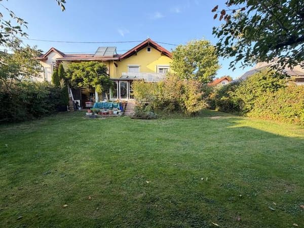 Immobilie in Seewalchen am Attersee - Großzügiges Einfamilienhaus in Toplage nahe dem Attersee - mit Sauna und Whirlpool - Bild 3