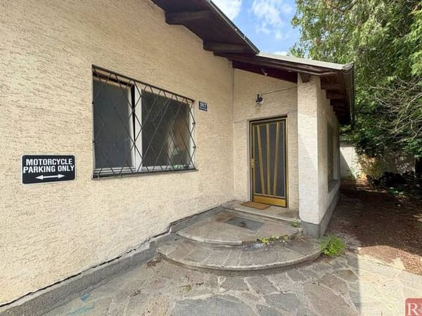 Immobilie in Gablitz - Familienresidenz mit viel Potenzial auf großzügigem Grundstück - Bild 2