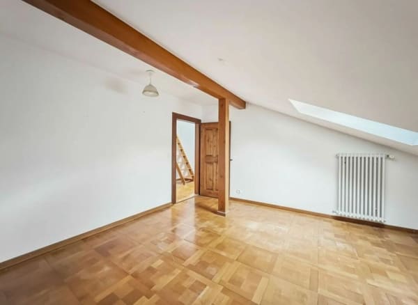 Immobilie in Etoy - BELLE MAISON VIGNERONNE CONTIGUË EN TRIPLEX - Bild 20